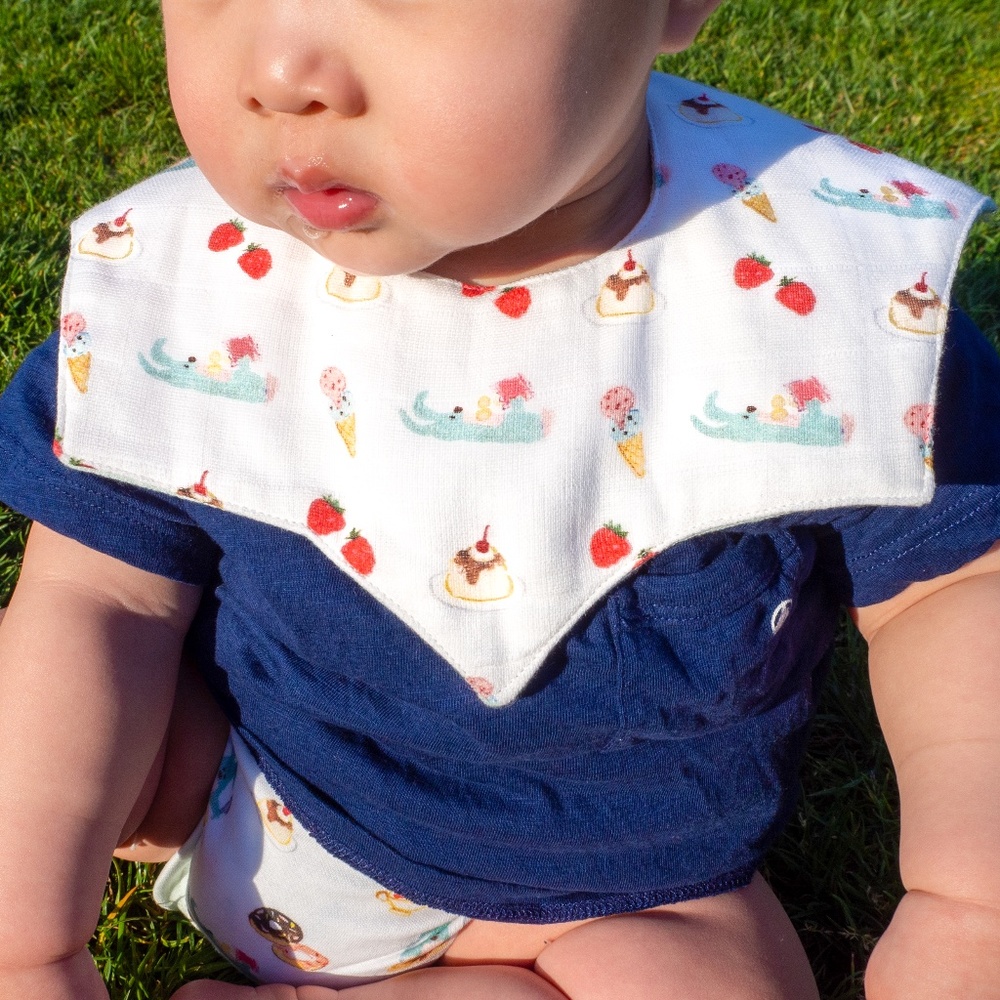 Organic Baby Bib - Green (unisex)